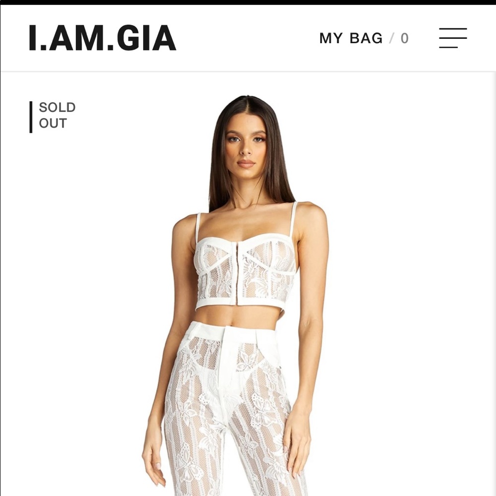 I Am Gia Yves Set